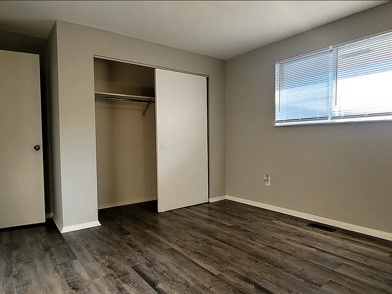 314 - 322 Kenbrook Drive — Photo 23