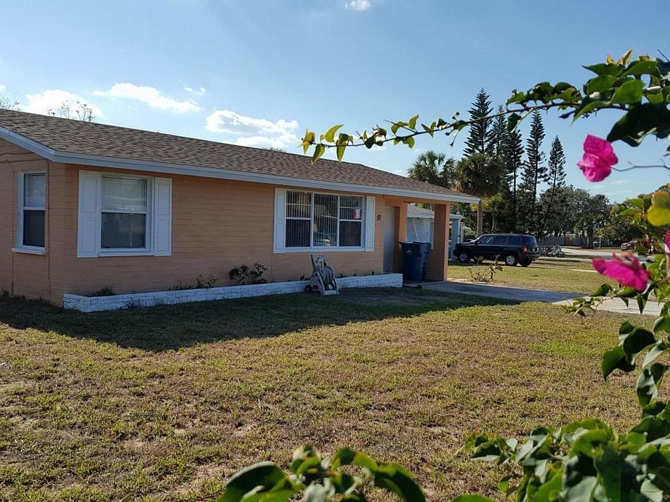 1st image of 50 Palmetto Dr