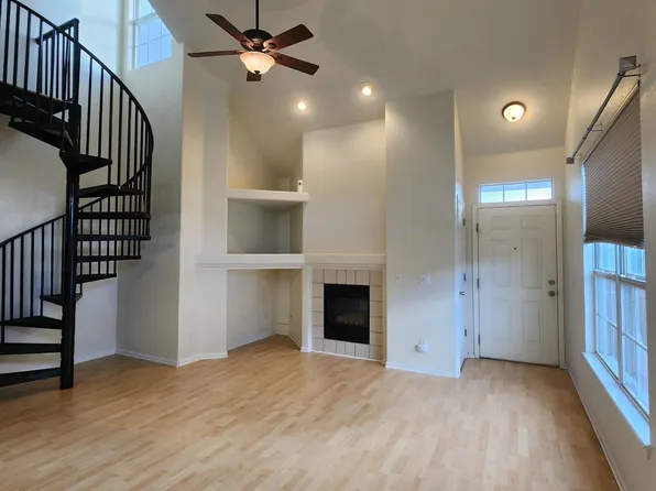 8371 S Upham Way APT 209, Littleton, CO 80128