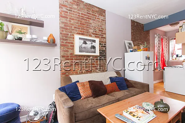 Rented by 123RentNYC.com | media 3