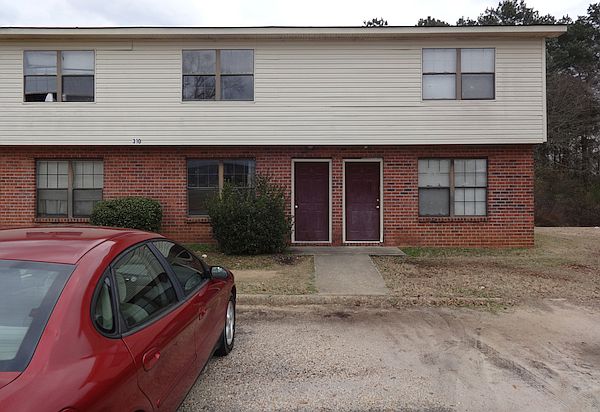 1st image of 310 Mona Dr #3