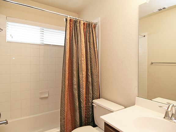 3rd image of 1513 Tranquility Ln