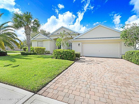 2nd image of 2960 Camberly Cir