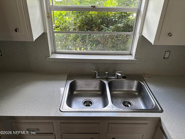 1529 Pullen Rd #3 — Photo 6