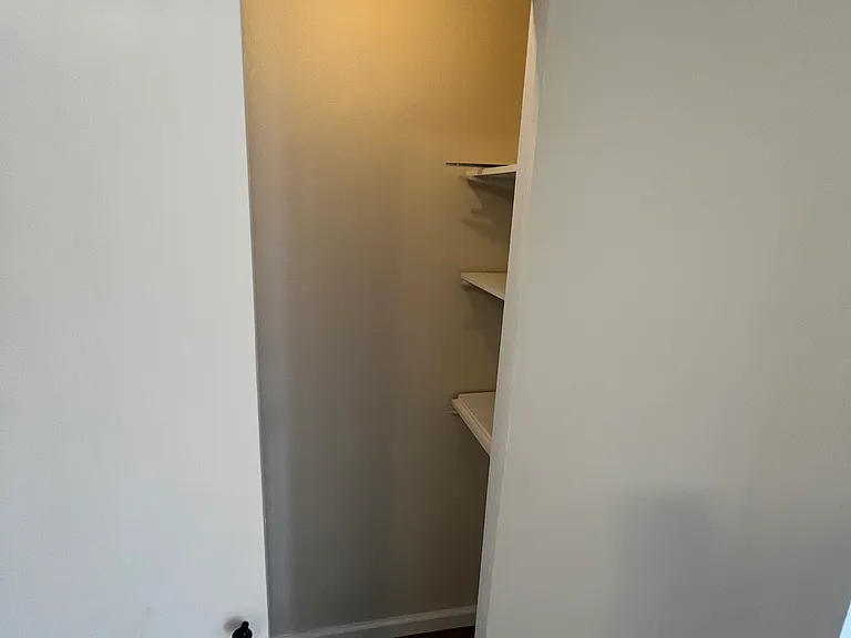 532 Rochex Ave — Photo 10