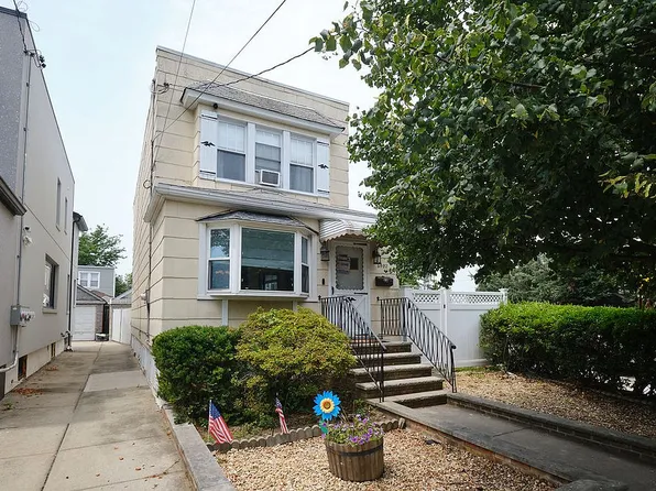 69-02 69th St #X, Ridgewood, NY 11385