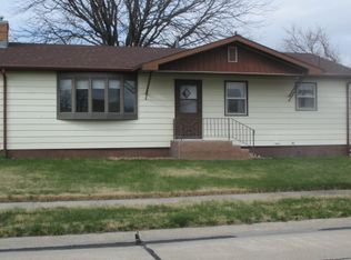 4238 Bray Dr, Columbus, NE 68601