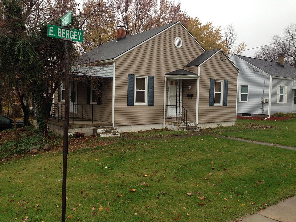 1st image of 254 E Bergey St