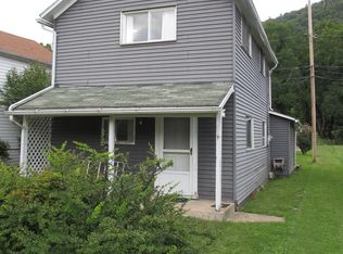141 Red Row Rd, North Bend, PA 17760