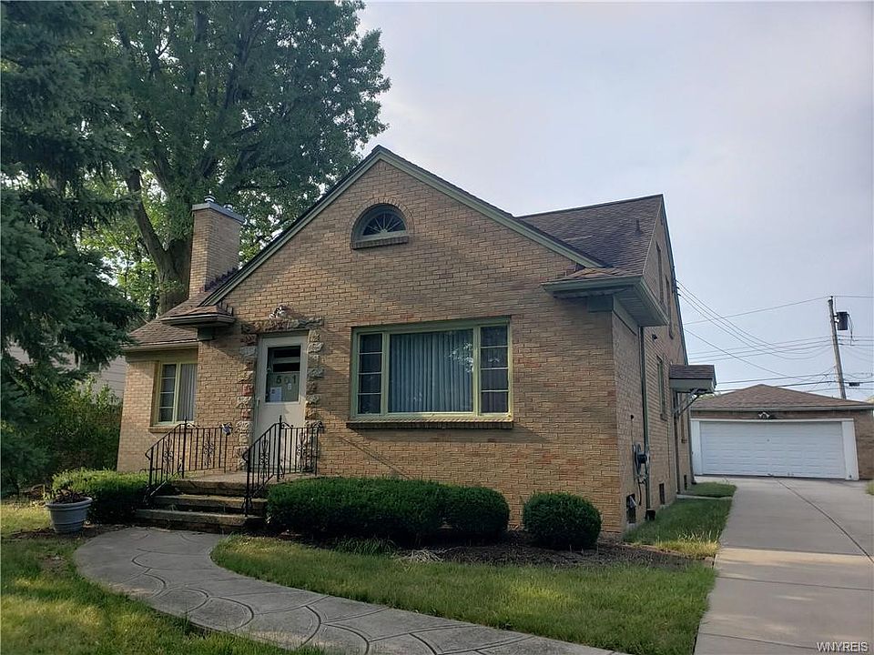 1st image of 501 Woodland Dr