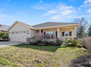 3810 Creek Mont Dr, Medford, OR