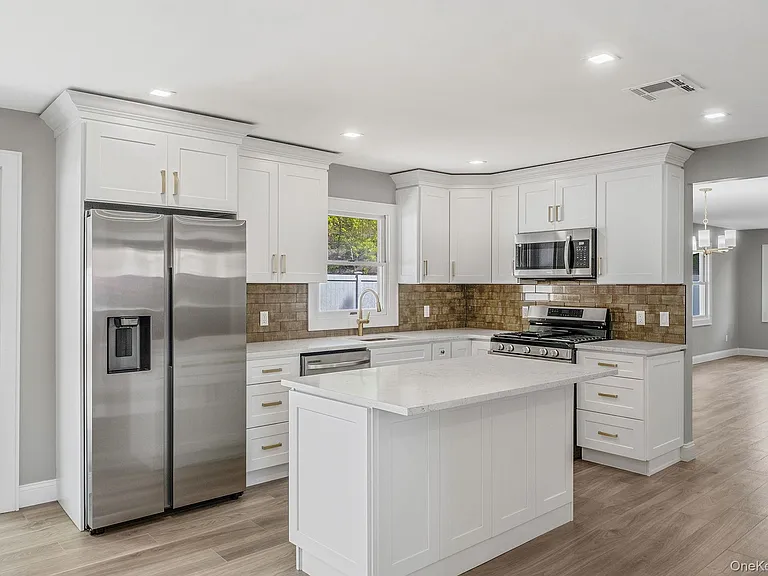 1335 Stony Brook Rd — Photo 8