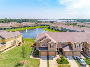 6782 Roundleaf Dr, Jacksonville, FL 32258