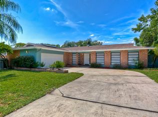 1801 Palmcrest Ln, Clearwater, FL 33764