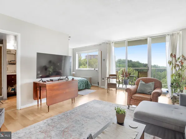 2059 Huntington Ave APT 1408, Alexandria, VA 22303