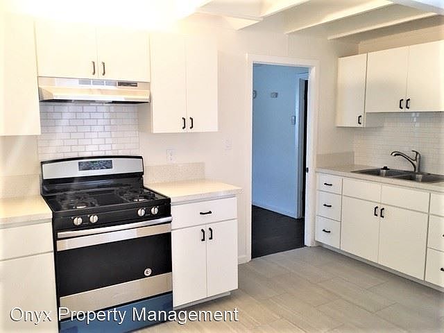 1st image of 3029 Clay Ave
