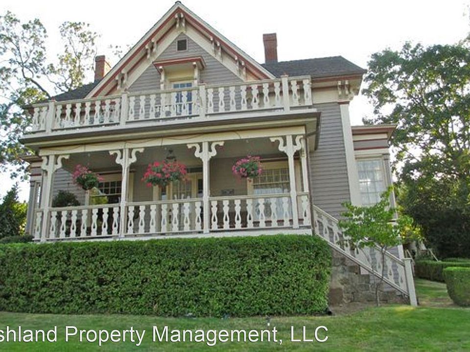 1st image of 137 N Main St