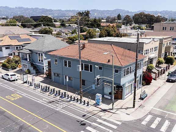 5th image of 40th St
