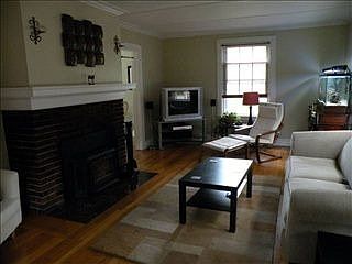 2nd image of 223 S Lake Ave