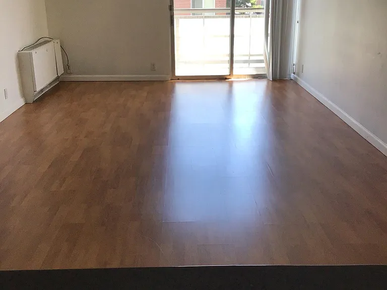 2500 S York St #403 — Photo 4