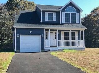 77 Neptune Ave, Mastic, NY 11950