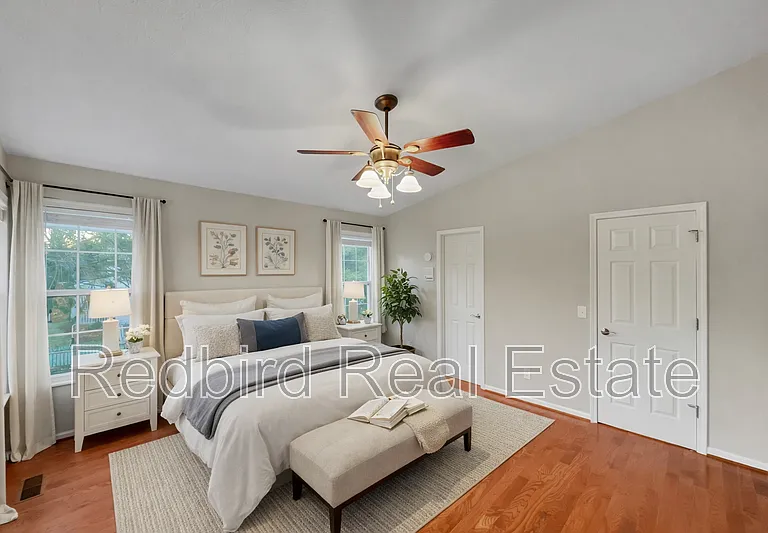 399 Clarkston Dr — Photo 9