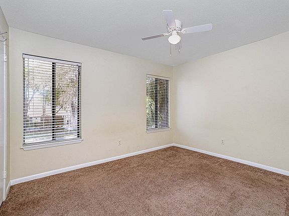 4th image of 3570 Sable Palm Ln Unit F