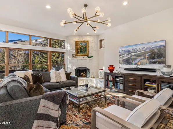 83 Offerson Rd APT 8, Beaver Creek, CO 81620