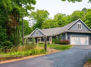 7990 White Cliff Rd, Egg Harbor, WI 54209