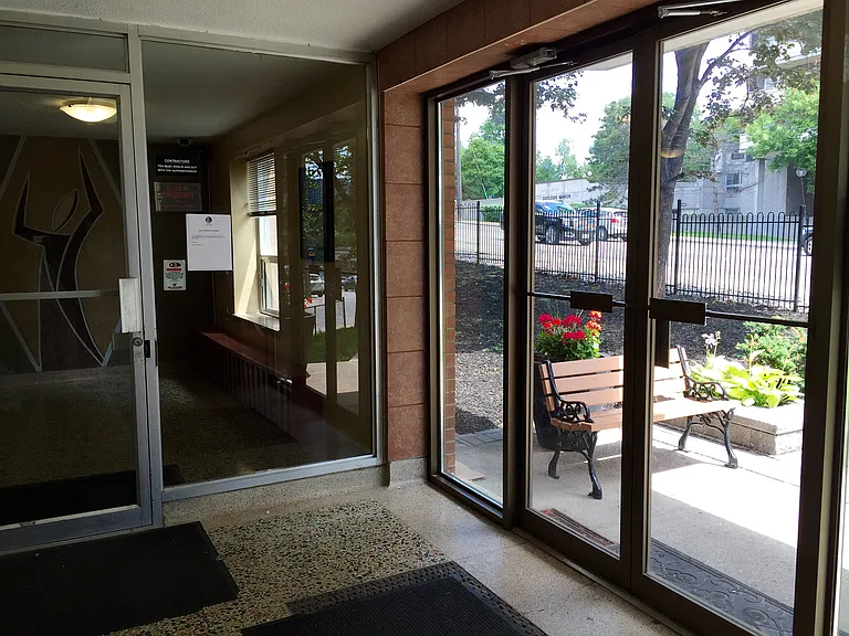 900 Jane St #B6 — Photo 13