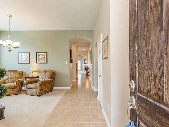 5th image of 17118 Mount Loretto Ct