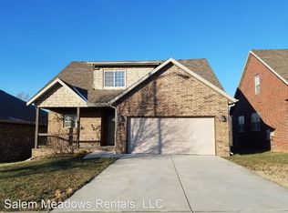 3525 S Juniper Ave, Springfield, MO 65804