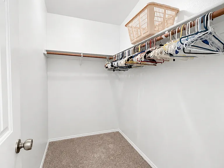 4925 Summit Cir — Photo 21