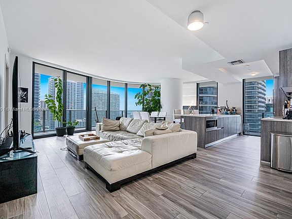 5th image of 801 S Miami Ave Unit 2401