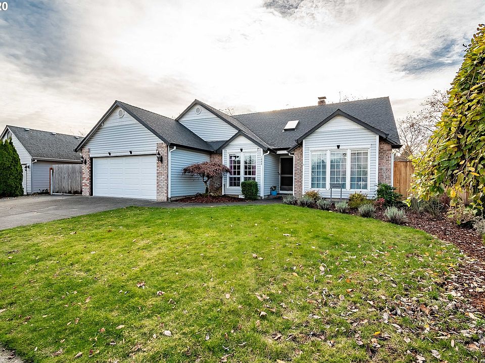 1st image of 1808 SE 161st Pl