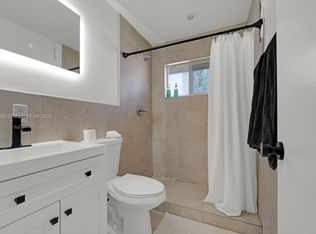 2125 NE 14th Ave APT 3, Wilton Manors, FL 33305