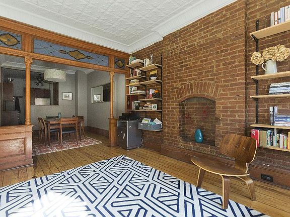 2nd image of 719 Carroll St APT 2R