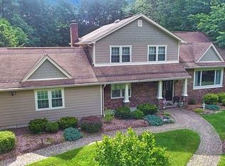 17 West Rd, Mahwah, NJ 07430