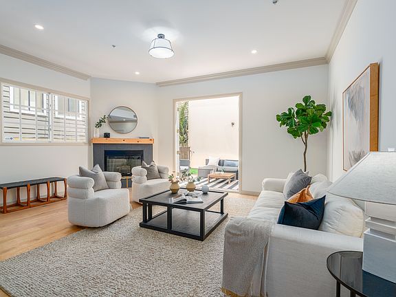 2nd image of 11963 Mayfield Ave APT 103