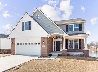 975 Preserve Ln Ln, White Lake, MI 48386