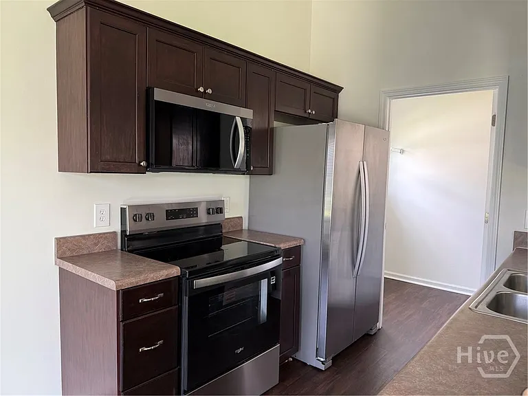 173 Willow Point Cir — Photo 3