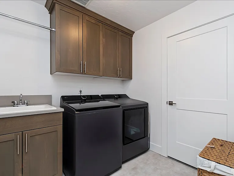 7649 W Whisper Ridge Dr — Photo 38