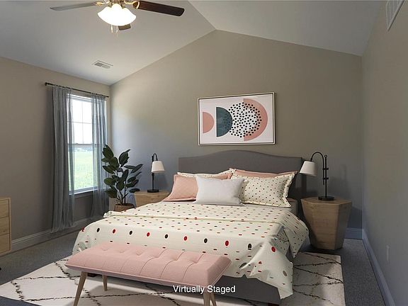 5th image of 1804 Crimson Oak Dr