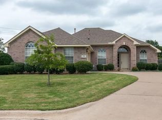 314 Village Trail Ct, Trophy Club, TX 76262