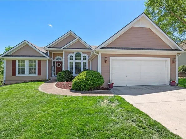 13355 Sycamore Dr, Platte City, MO 64079