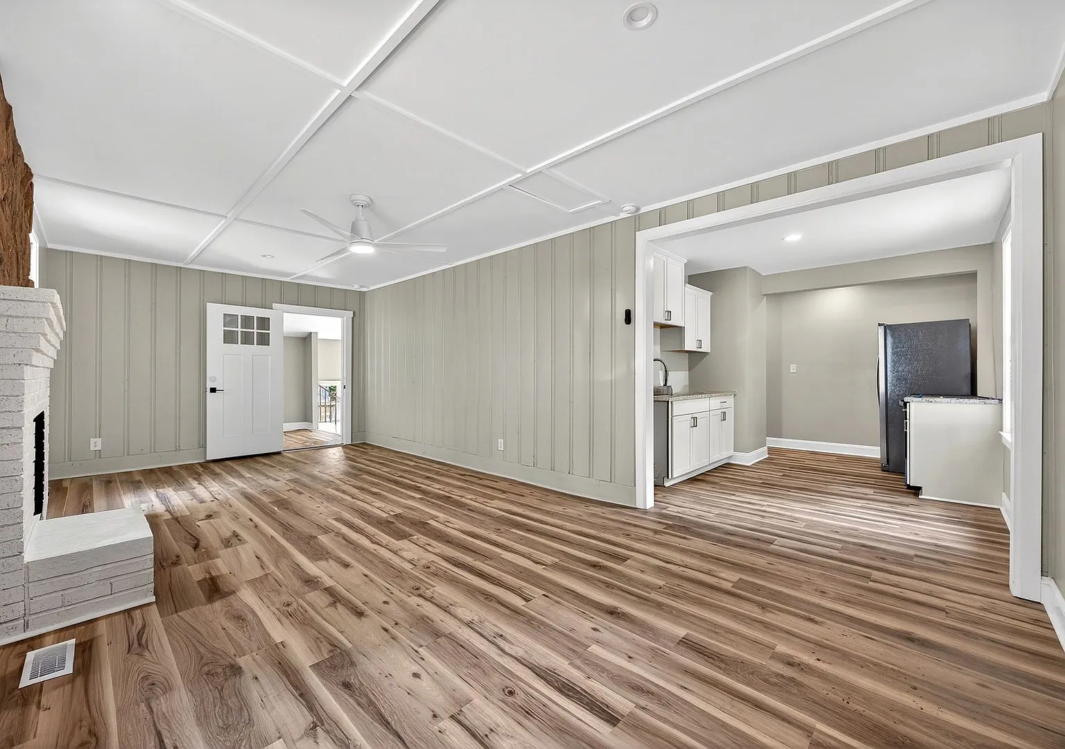 1st Month Free Rent- Sign a Lease by 8-15!! — Photo 4