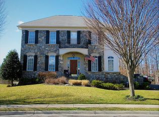 24937 Castleton Dr, Chantilly, VA 20152