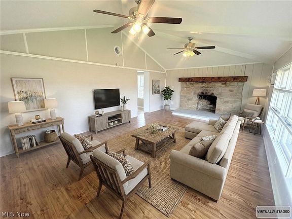 3rd image of 558 Lessig Ave