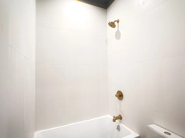 83 Beadel St #2F — Photo 10