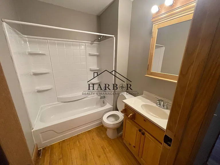 24 W Main St #5 — Photo 22